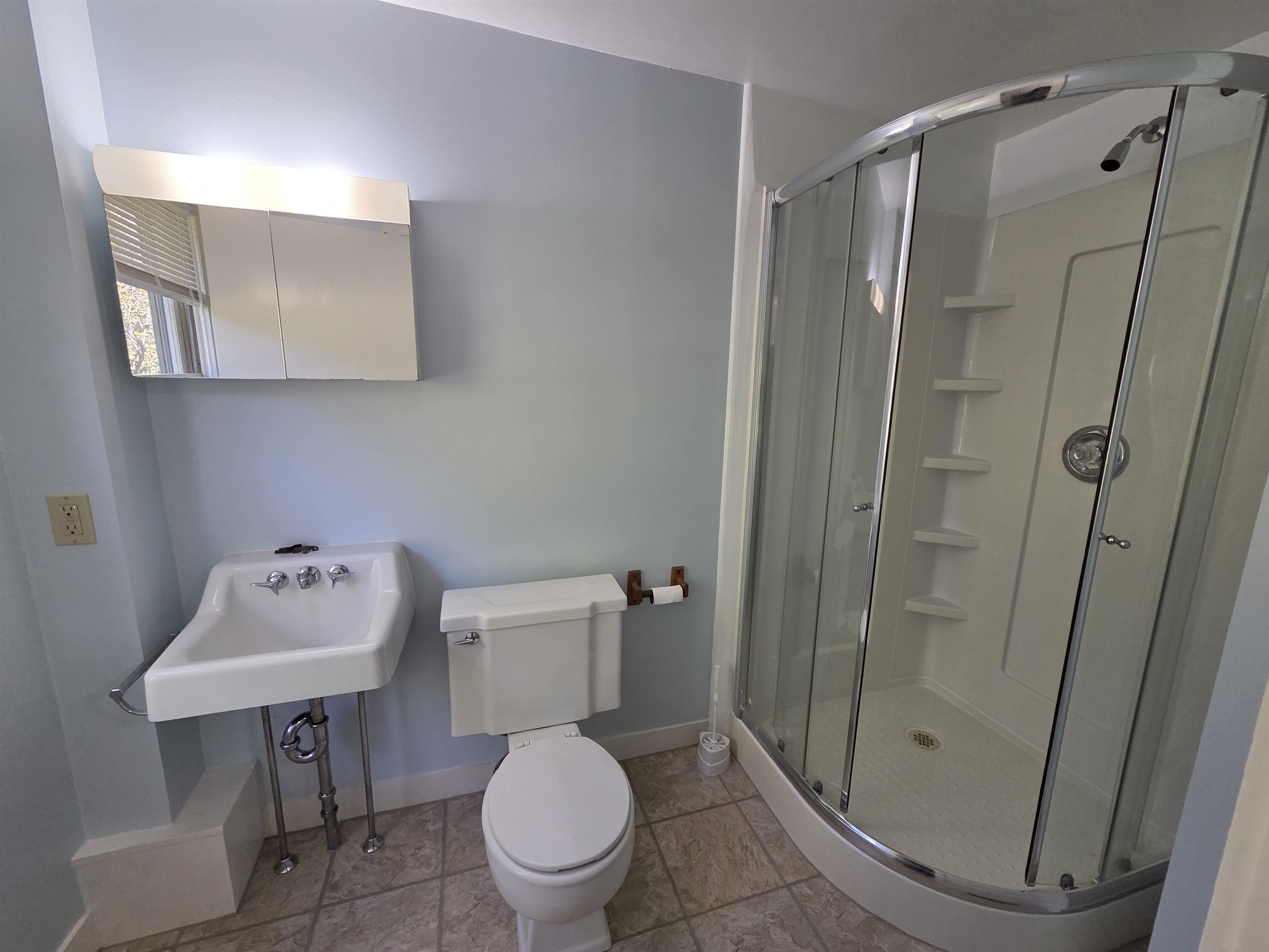 321 Meriden Road Lebanon, NH 03766 - Photo 18 of 52