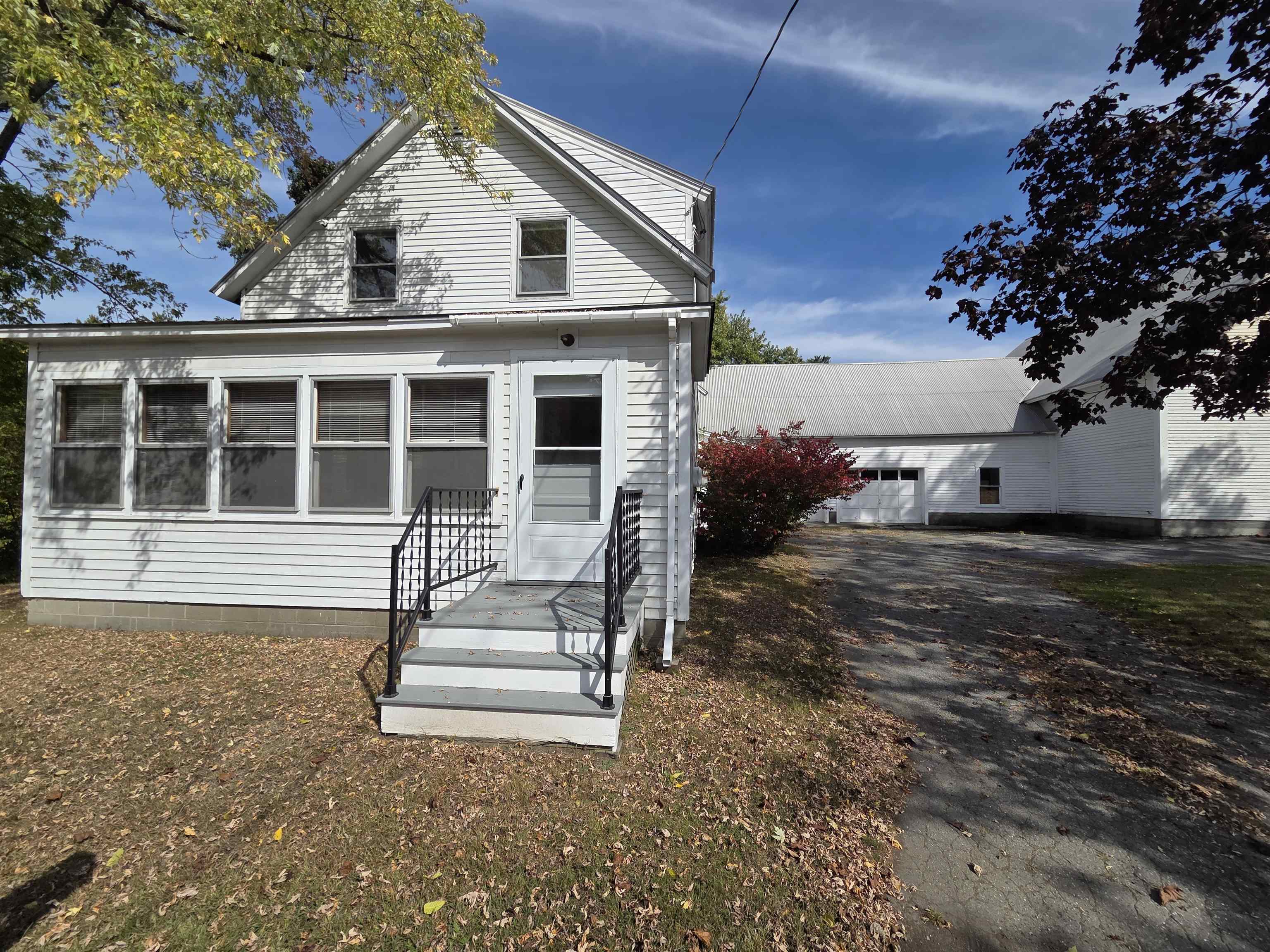 321 Meriden Road Lebanon, NH 03766 - Photo 2 of 52