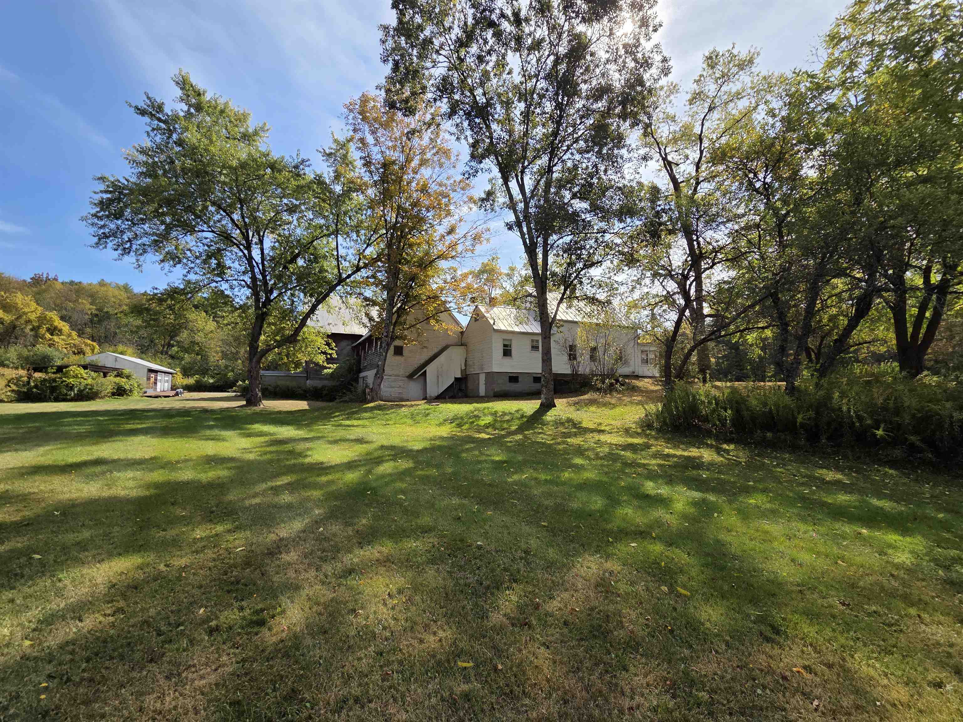 321 Meriden Road Lebanon, NH 03766 - Photo 3 of 52