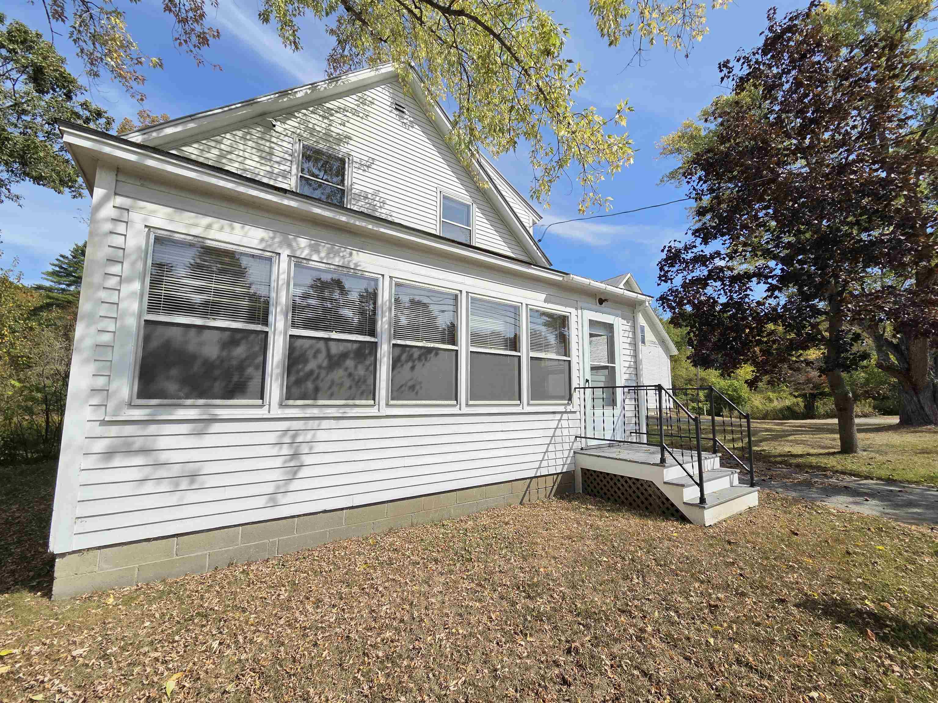 321 Meriden Road Lebanon, NH 03766 - Photo 4 of 52