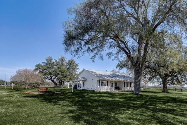 $970,000 | 38094 Joe Loggins Road, Hempstead, TX 77445