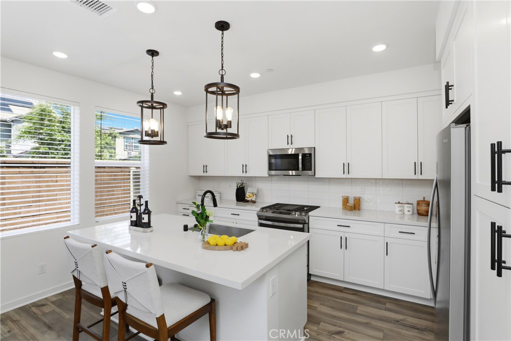 4089 Spring Haven Lane Corona, CA 92883 - Photo 10 of 74