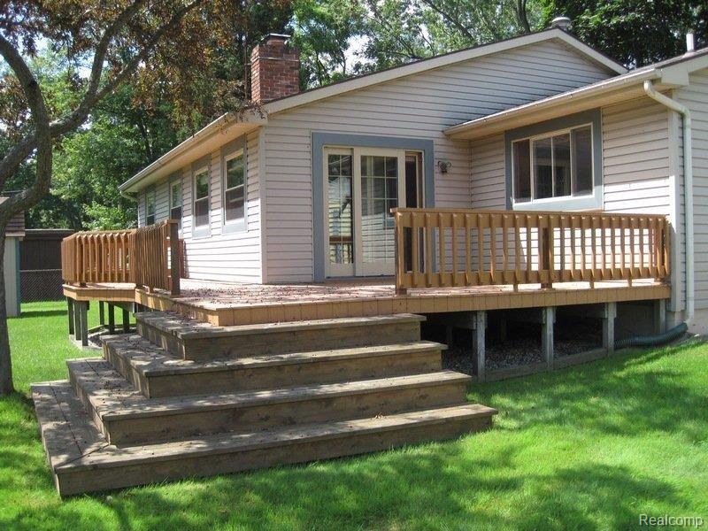 365 Reymont Road Waterford, MI 48327 - Photo 22 of 34 Reymont Rd 023.jpg