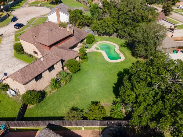 $485,000 | 3 Thunderbird Circle, Baytown, TX 77521