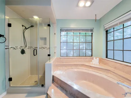 $485,000 | 3 Thunderbird Circle, Baytown, TX 77521