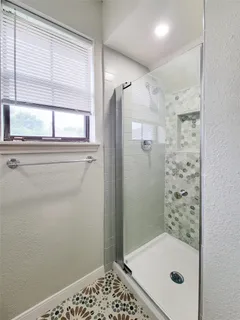 $485,000 | 3 Thunderbird Circle, Baytown, TX 77521