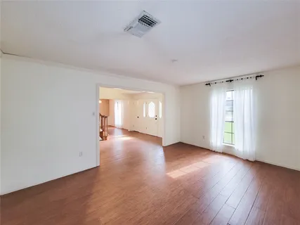$485,000 | 3 Thunderbird Circle, Baytown, TX 77521
