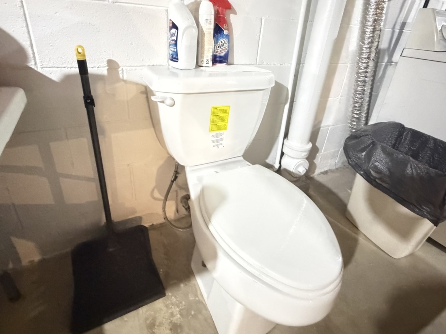 900 Westminster Road Joliet, IL 60435 - Photo 15 of 16 a bathroom with a sink and a mirror