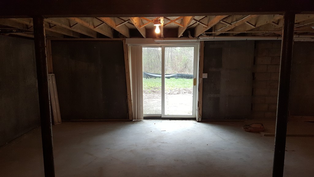 321 Balcom Street Mansfield, MA 02048 - Photo 20 of 22 Gallery Image 20