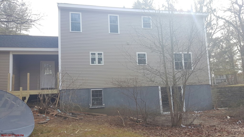 321 Balcom Street Mansfield, MA 02048 - Photo 4 of 22 Gallery Image 4