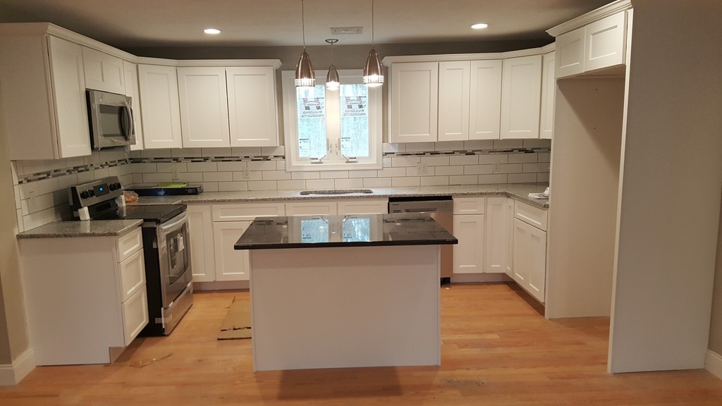 321 Balcom Street Mansfield, MA 02048 - Photo 10 of 22 Gallery Image 10