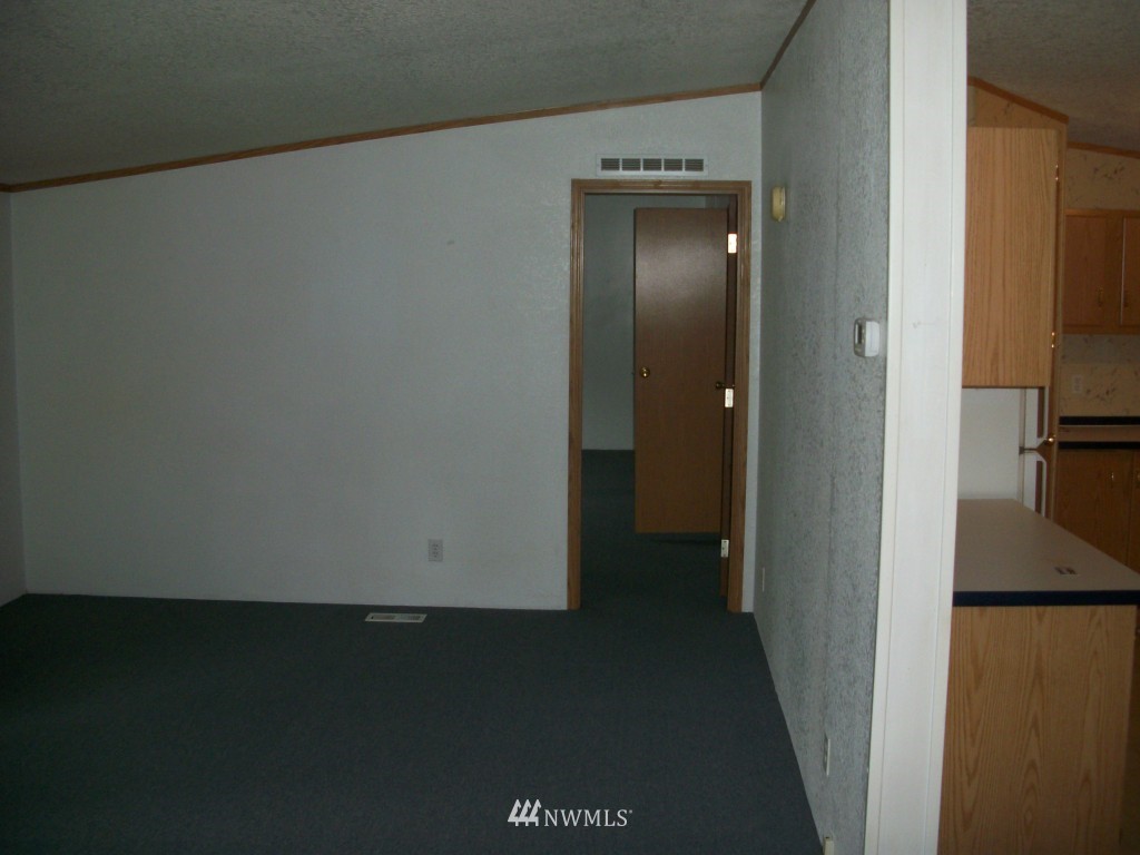 1841 Trosper Road Southwest, Unit 48 Tumwater, WA 98512 - Photo 8 of 10 Gallery Image 8