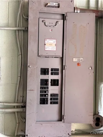 $157,000 | 723 Orwood Place, Salina, NY 13208