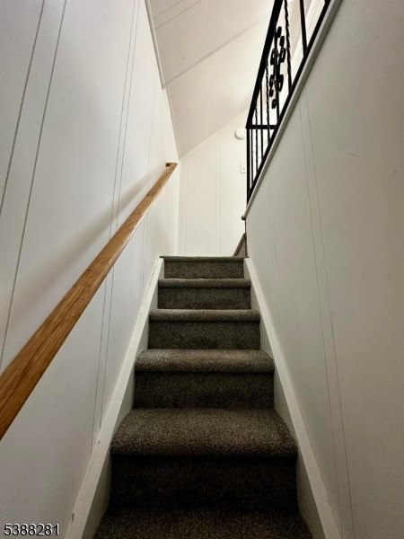 9 Fraser Street, Unit 2 Woodbridge, NJ 08863 - Photo 10 of 16 a view of entryway