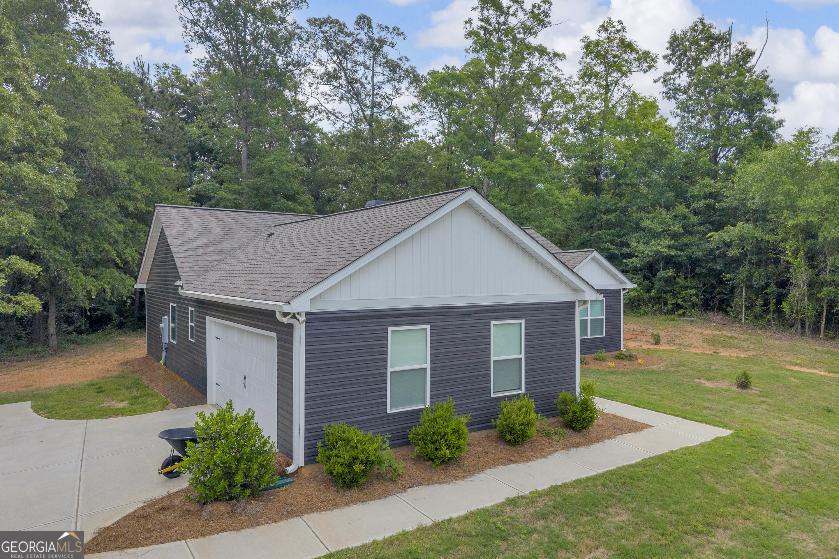 227 Topher Street Hartwell, GA 30643 - Photo 31 of 36