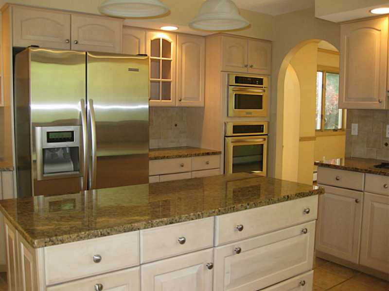 787 Snake Hill Road Glocester, RI 02857 - Photo 4 of 17 Kitchen.