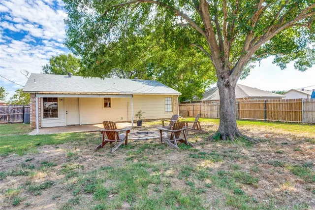 $229,990 | 825 Blue Ridge Drive, Burleson, TX 76028