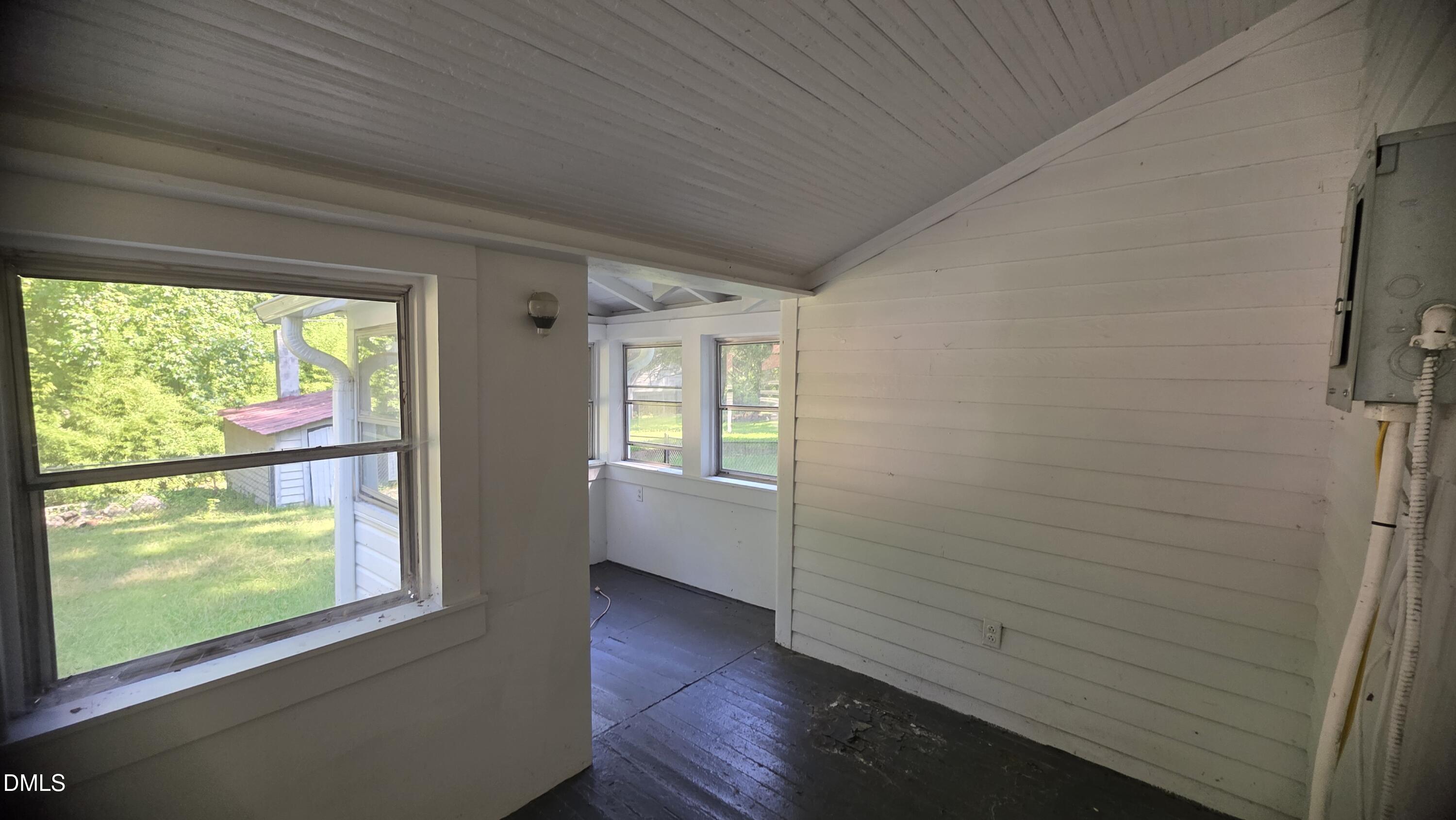 439 Lake View Road Louisburg, NC 27549 - Photo 4 of 24 20260901_103150
