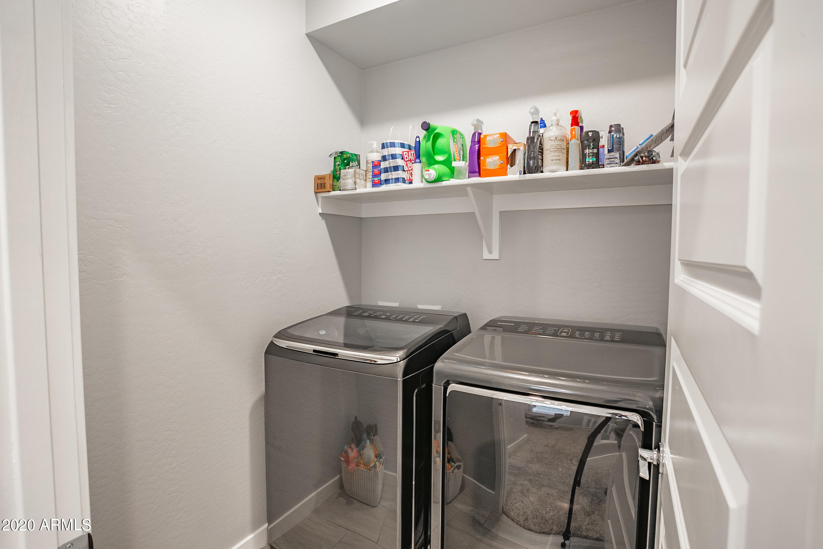1873 East Frye Road, Unit 103 Gilbert, AZ 85295 - Photo 23 of 33 laundry