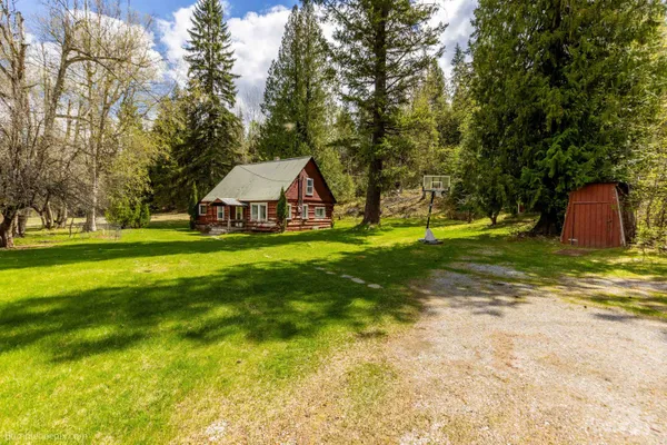 $294,500 | 17112 31st Highway, Metaline Falls, WA 99153