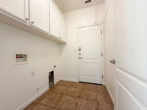 $500,000 | 400 Caravaggio Circle, Sacramento, CA 95835