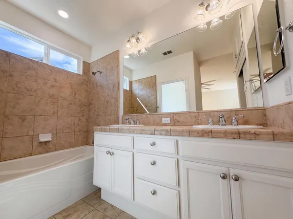 $500,000 | 400 Caravaggio Circle, Sacramento, CA 95835