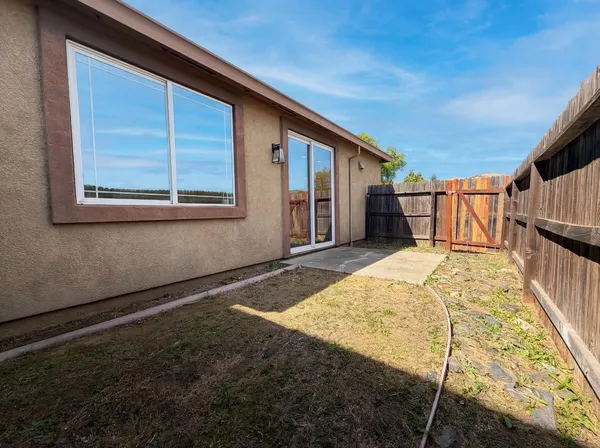 $500,000 | 400 Caravaggio Circle, Sacramento, CA 95835