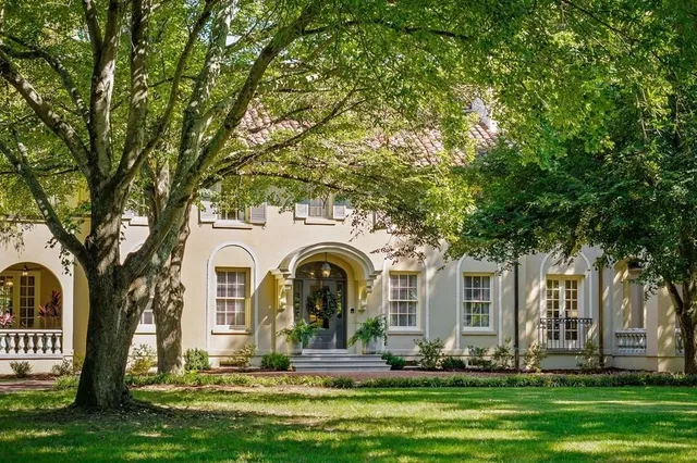 $2,650,000 | 335 North Dixie Avenue, Cookeville, TN 38501