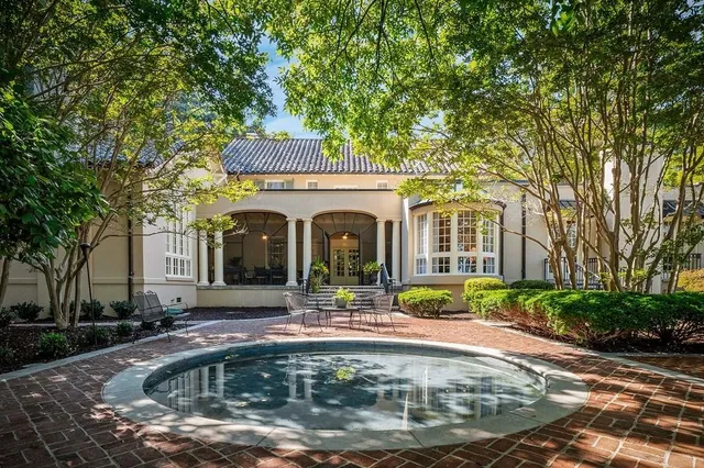 $2,650,000 | 335 North Dixie Avenue, Cookeville, TN 38501