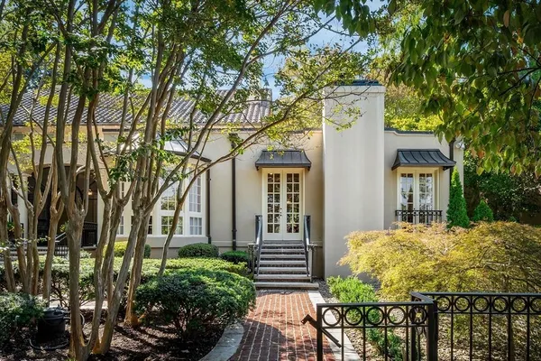 $2,650,000 | 335 North Dixie Avenue, Cookeville, TN 38501