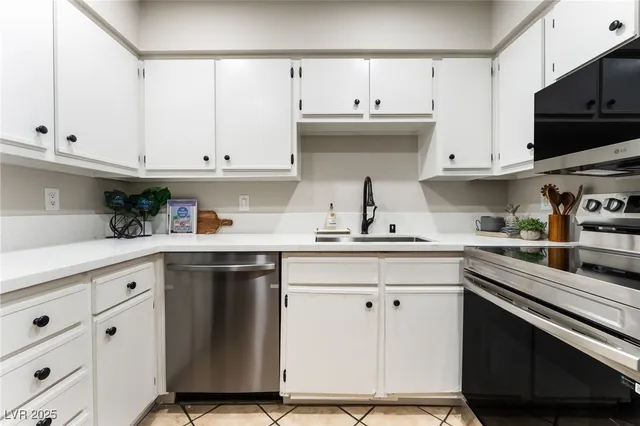 $189,000 | 3151 North Soaring Gulls Drive, Unit 2160, Las Vegas, NV 89128