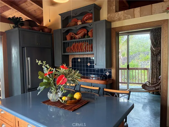 $2,000,000 | 87-287 Kaohe Road, Captain Cook, HI 96704