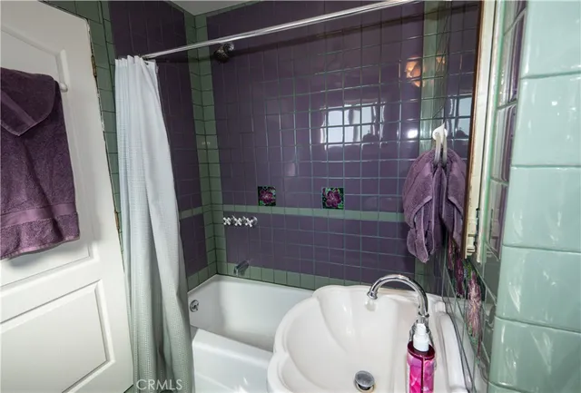 $2,000,000 | 87-287 Kaohe Road, Captain Cook, HI 96704