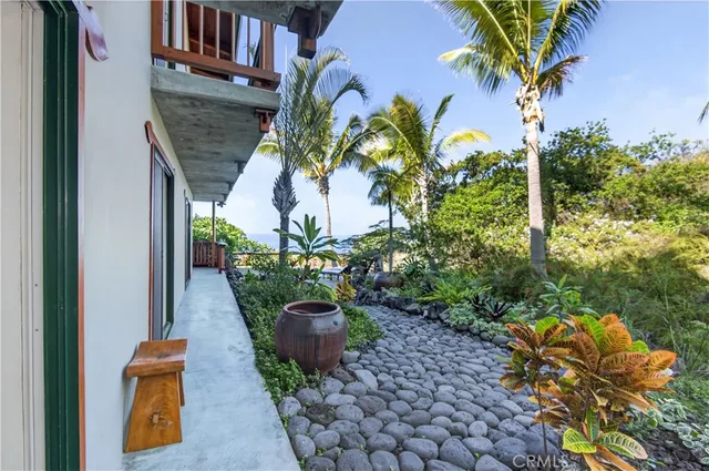 $2,000,000 | 87-287 Kaohe Road, Captain Cook, HI 96704