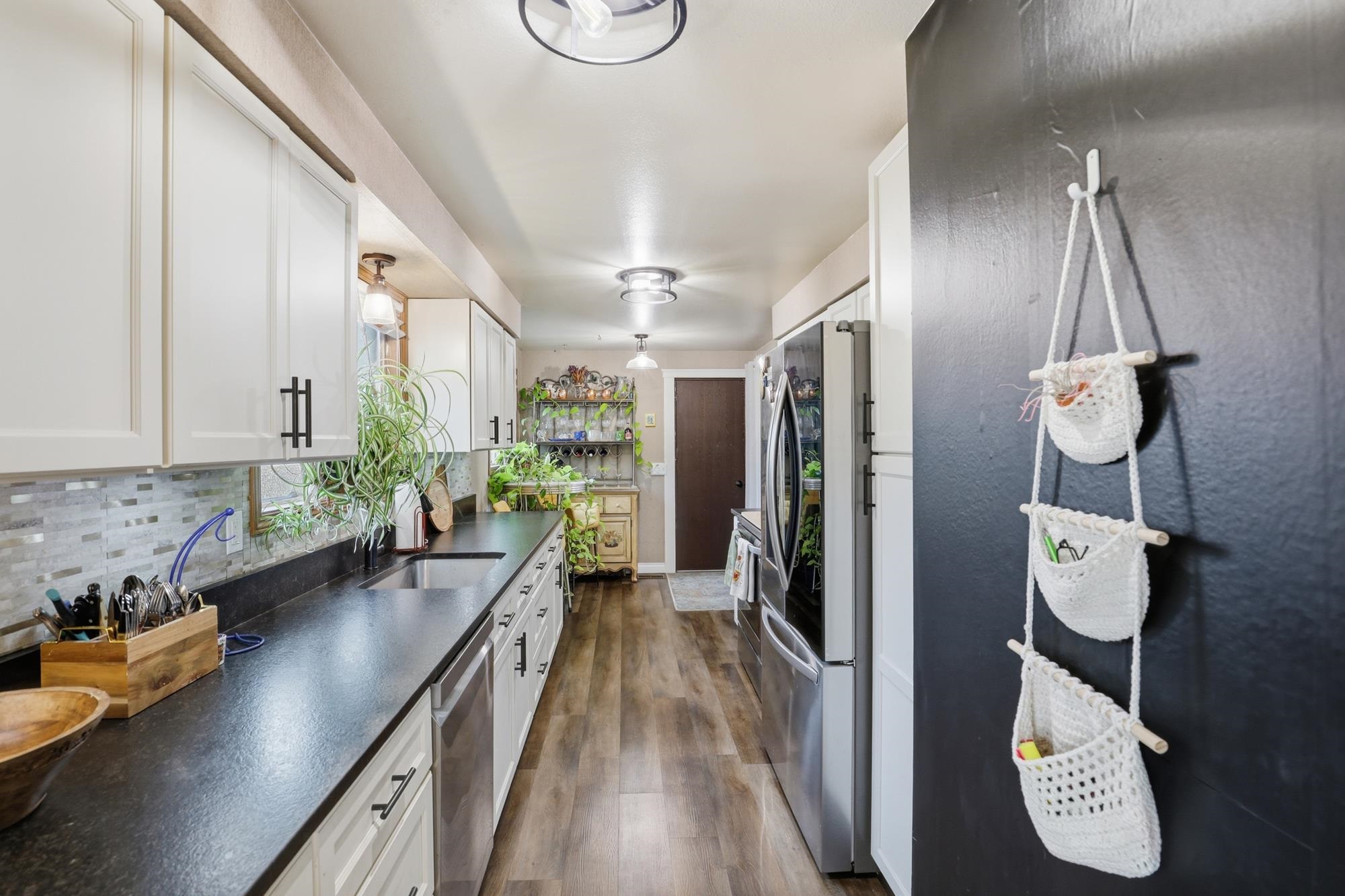 522 West Hastings Road Spokane, WA 99218 - Photo 12 of 46