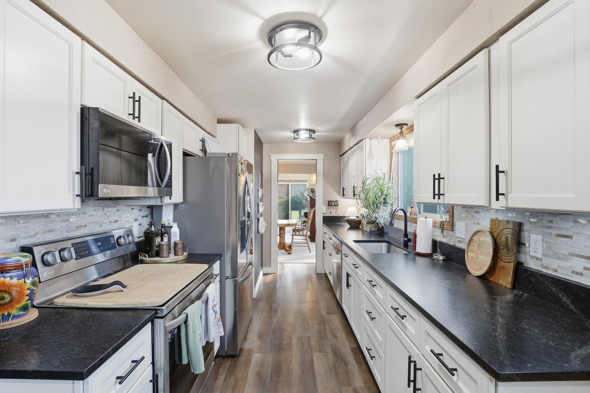 522 West Hastings Road Spokane, WA 99218 - Photo 13 of 46