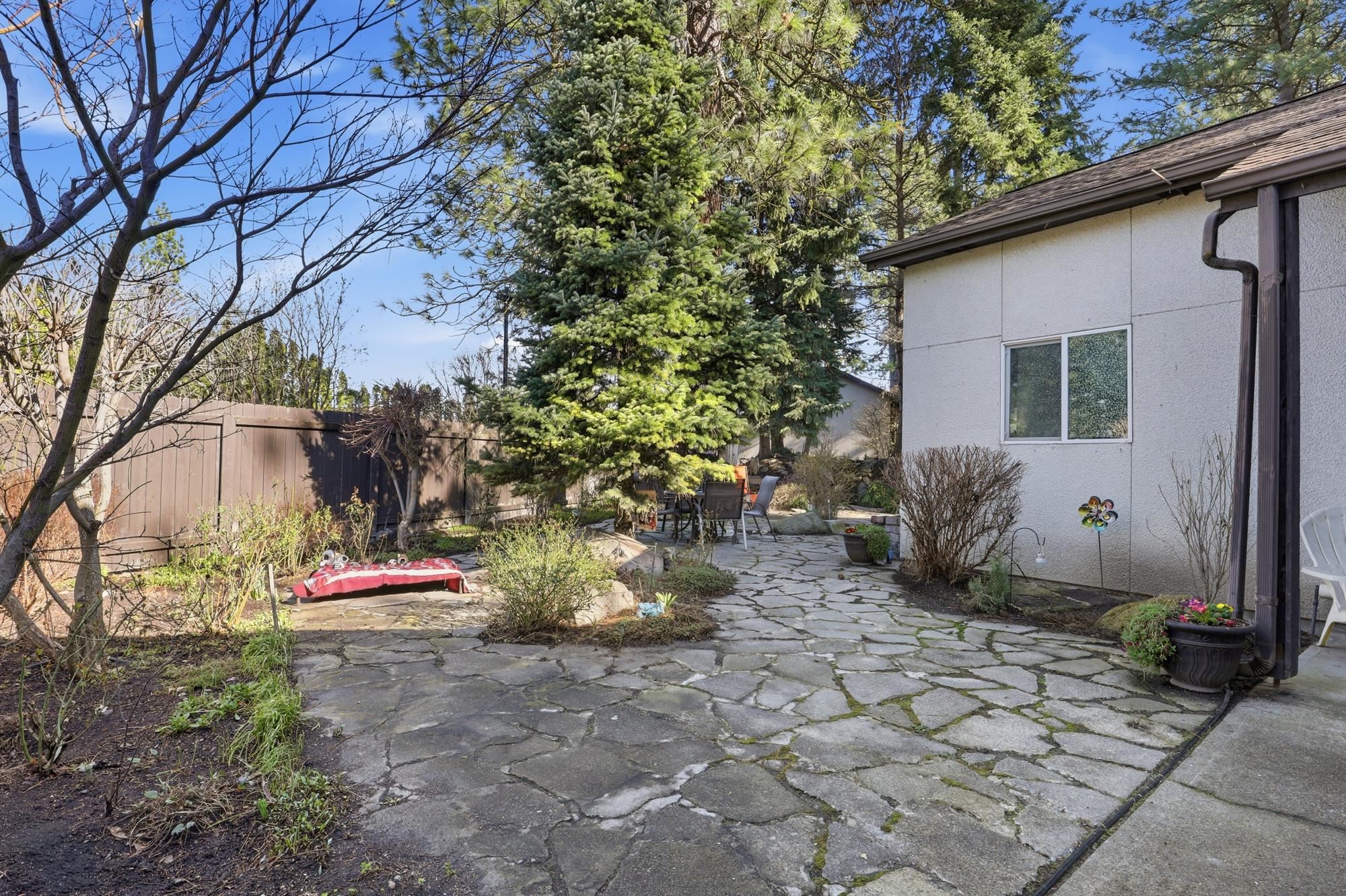 522 West Hastings Road Spokane, WA 99218 - Photo 35 of 46