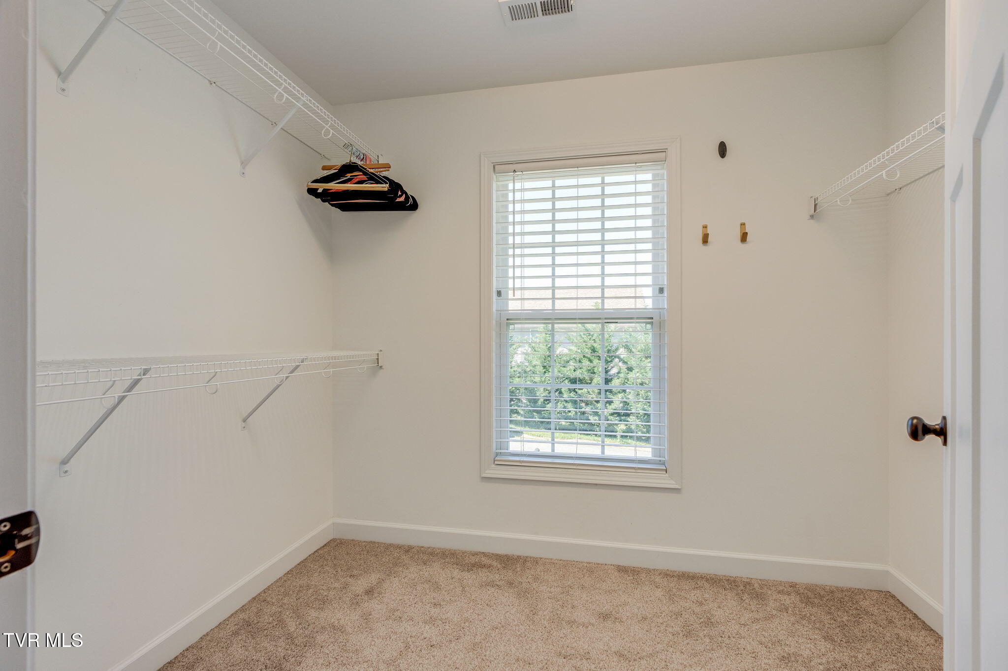 262 Ridge Pointe Johnson City, TN 37604 - Photo 13 of 26 021