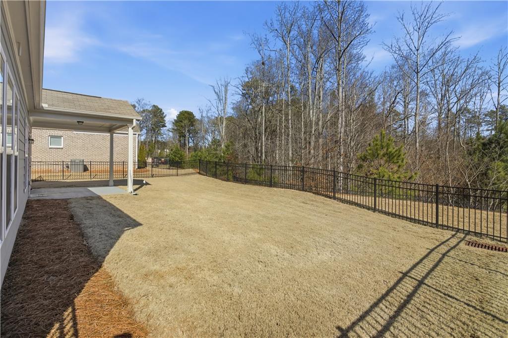 2925 Farmstead Way Suwanee, GA 30024 - Photo 35 of 39