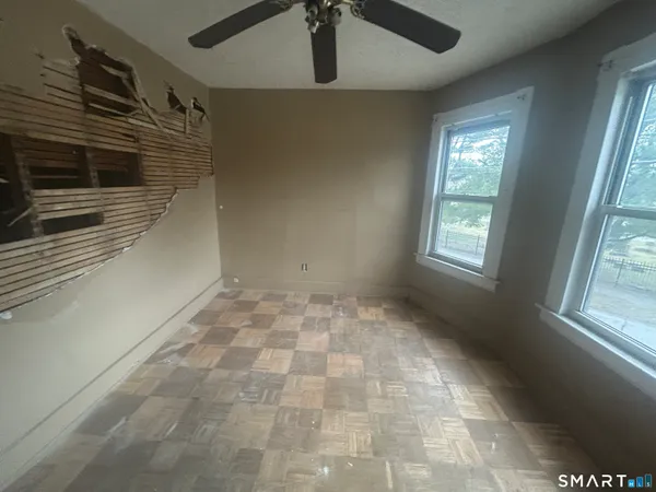 $175,000 | 500 Dewey Street, Bridgeport, CT 06605