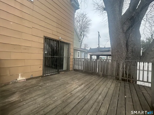 $175,000 | 500 Dewey Street, Bridgeport, CT 06605