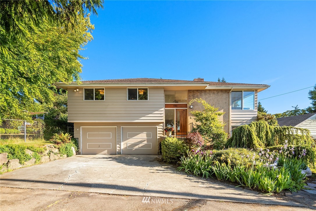 940 Cedar Street Edmonds, WA 98020 - Photo 1 of 40 Gallery Image 1