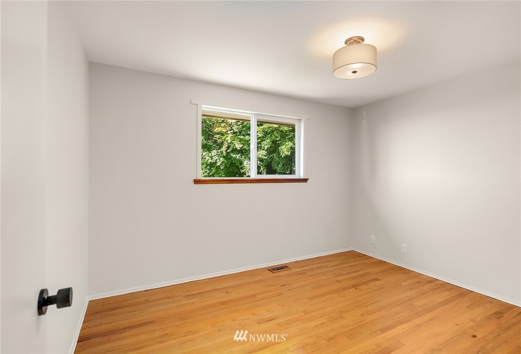 940 Cedar Street Edmonds, WA 98020 - Photo 21 of 40 Gallery Image 21