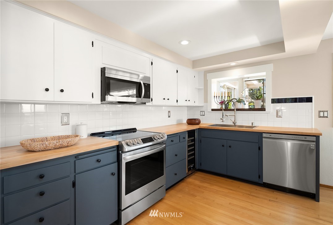 940 Cedar Street Edmonds, WA 98020 - Photo 6 of 40 Gallery Image 6
