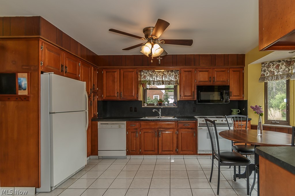 30446 Ridge Road Wickliffe, OH 44092 - Photo 3 of 28 Gallery Image 3