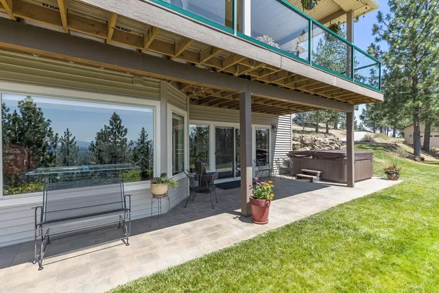 $1,199,000 | 10309 North Lookout View Lane, Newman Lake, WA 99025