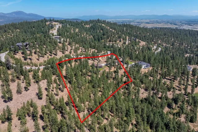 $1,199,000 | 10309 North Lookout View Lane, Newman Lake, WA 99025