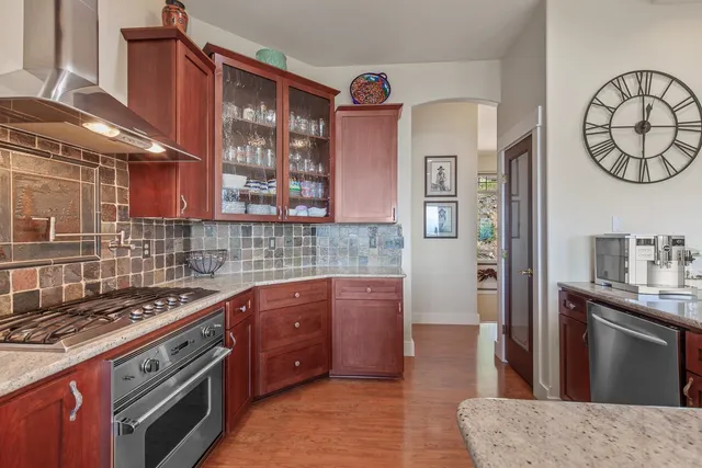 $1,199,000 | 10309 North Lookout View Lane, Newman Lake, WA 99025