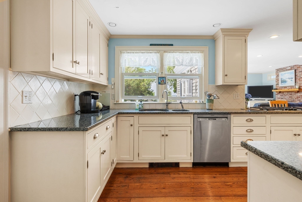 95 Cotchpinicut Road North Chatham, MA 02650 - Photo 23 of 34