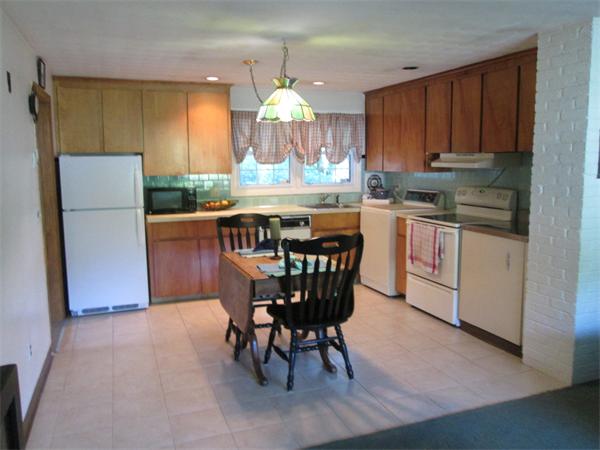 29 Cabot Road Danvers, MA 01923 - Photo 3 of 13 Gallery Image 3